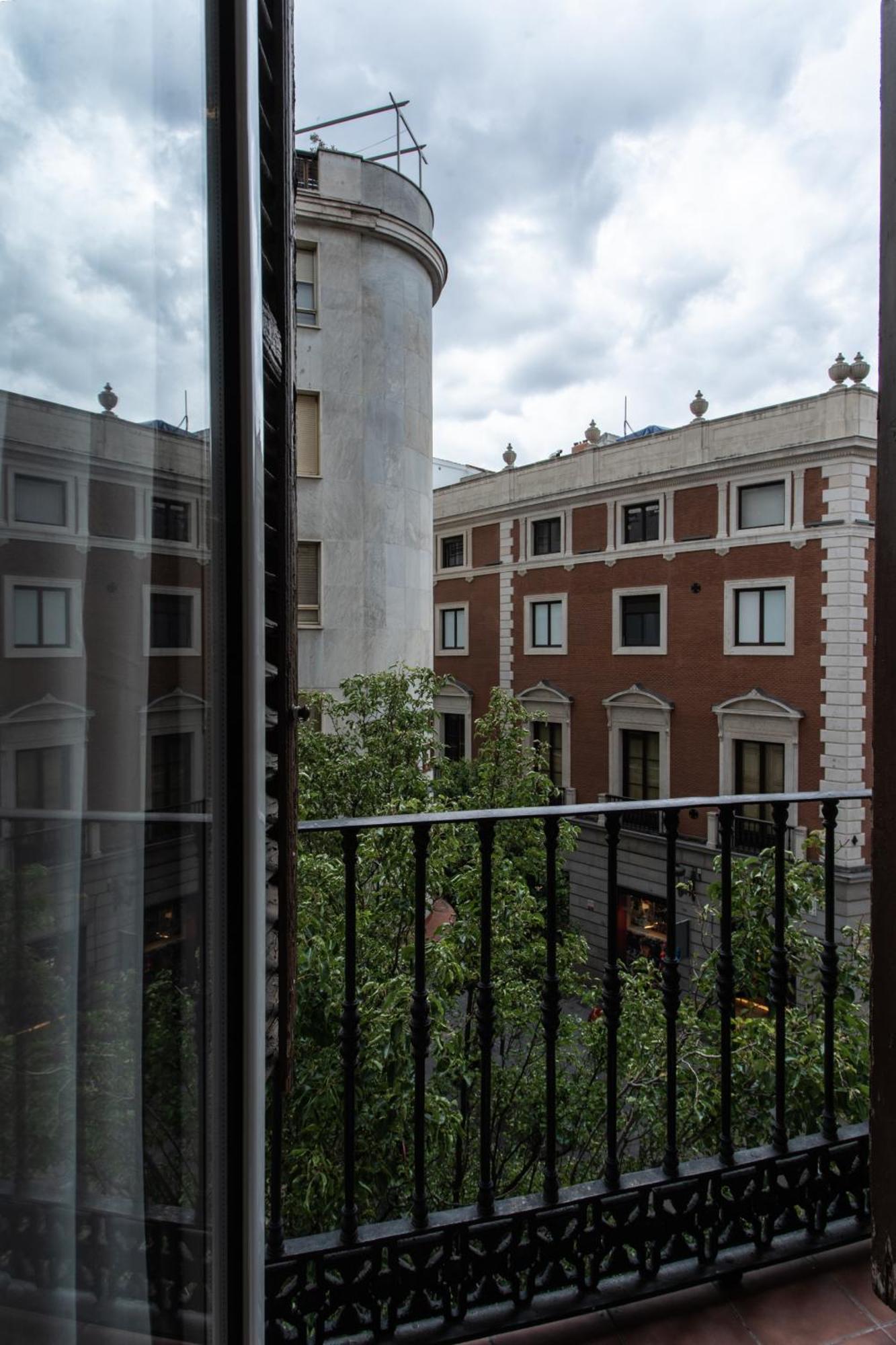 Suites You Zinc Madrid Luaran gambar